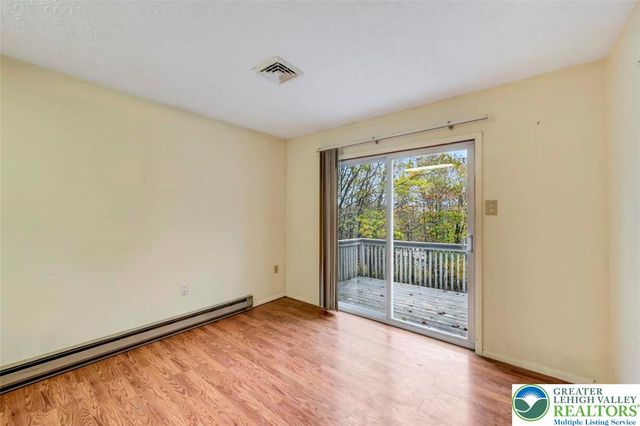 38 Spokane Road, Penn Forest Twp, PA 18210