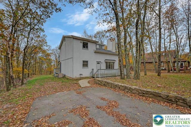 38 Spokane Road, Penn Forest Twp, PA 18210