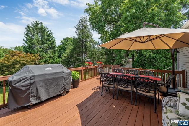 328 Ruckman Road, Hillsdale, NJ 07642