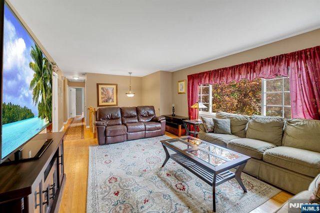 328 Ruckman Road, Hillsdale, NJ 07642