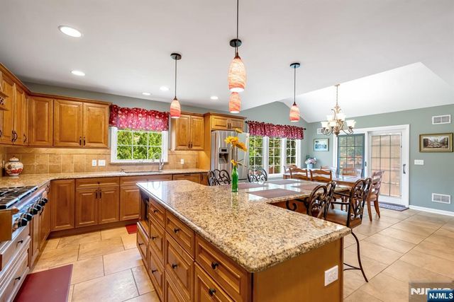328 Ruckman Road, Hillsdale, NJ 07642