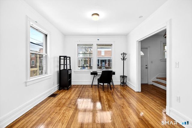 408 East Avenue, Bridgeport, CT 06610