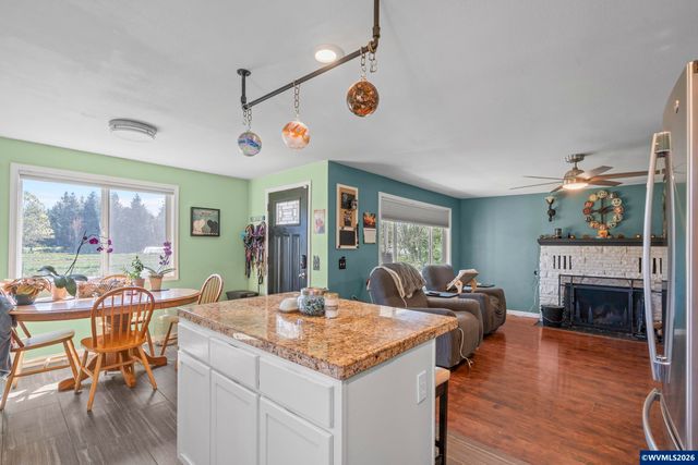 412 NW Rainwater Ln, Albany, OR 97321