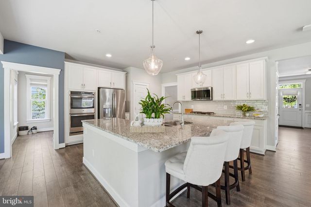 17942 WOODS VIEW DR, Dumfries, VA 22026
