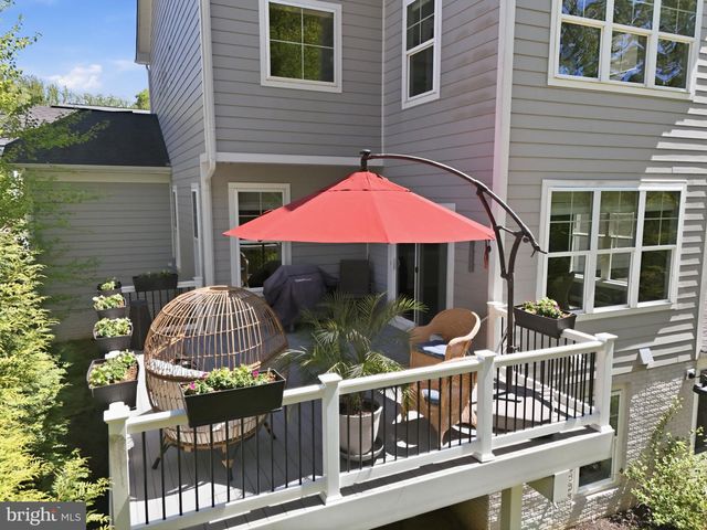 17942 WOODS VIEW DR, Dumfries, VA 22026
