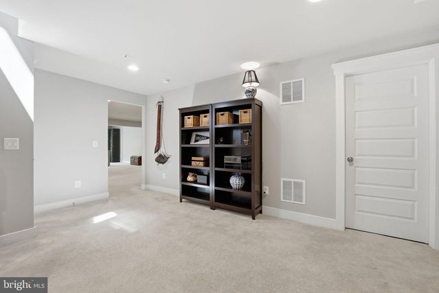 17942 WOODS VIEW DR, Dumfries, VA 22026