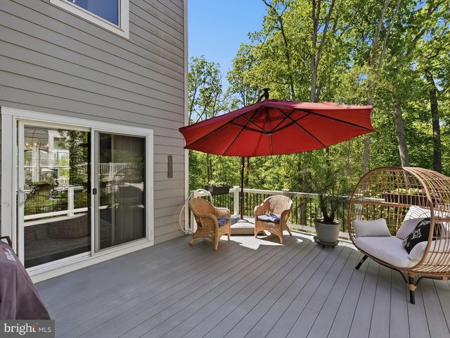17942 WOODS VIEW DR, Dumfries, VA 22026