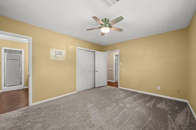 616 Cannan Drive, Angleton, TX 77515