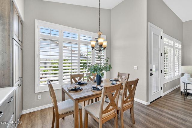 2541 E SILVERWOOD Drive, Phoenix, AZ 85048