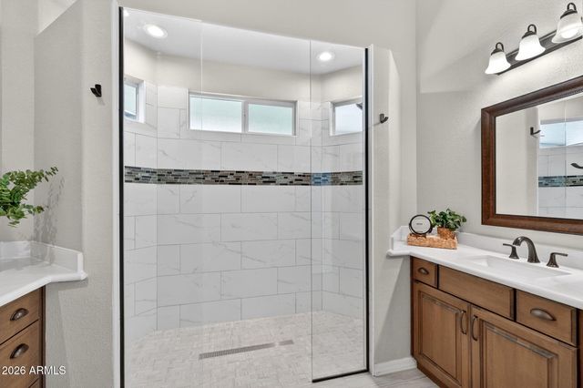 2541 E SILVERWOOD Drive, Phoenix, AZ 85048
