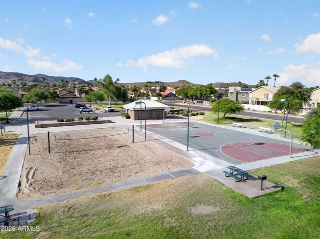 2541 E SILVERWOOD Drive, Phoenix, AZ 85048