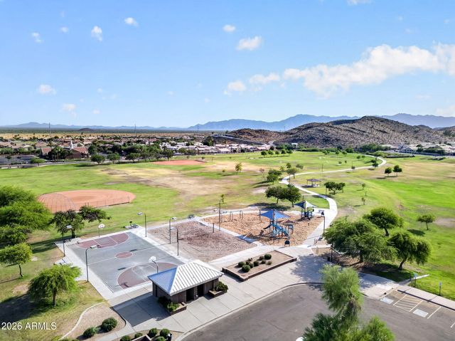 2541 E SILVERWOOD Drive, Phoenix, AZ 85048