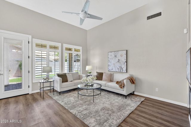 2541 E SILVERWOOD Drive, Phoenix, AZ 85048
