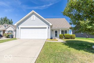 528 Genisis Drive, Whiteland, IN 46184