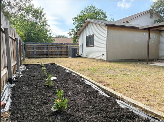 11338 Candle Park, San Antonio, TX 78249