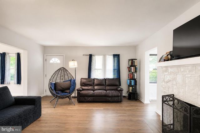244 GIBBSBORO RD, Clementon, NJ 08021