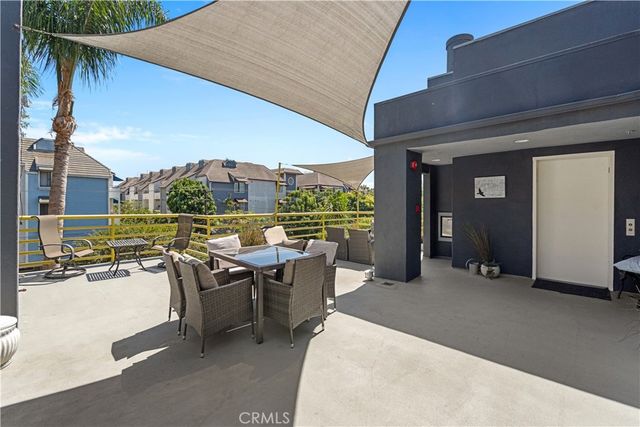 707 W 4th 8, Long Beach, CA 90802