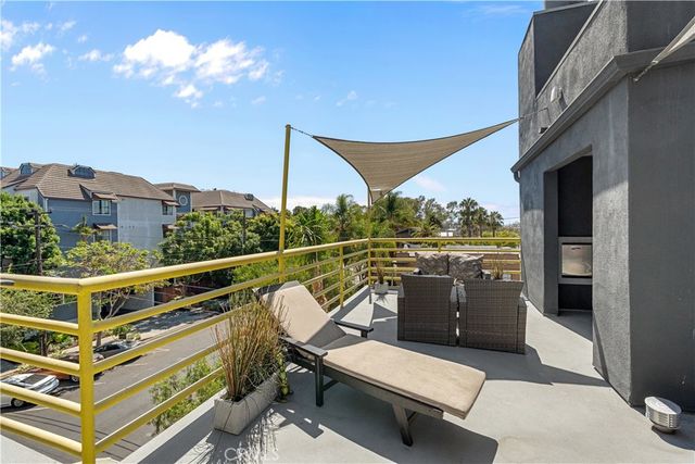 707 W 4th 8, Long Beach, CA 90802