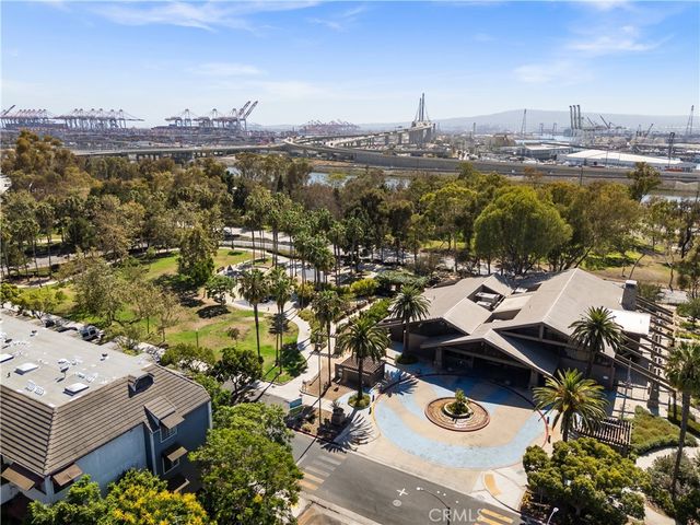 707 W 4th 8, Long Beach, CA 90802