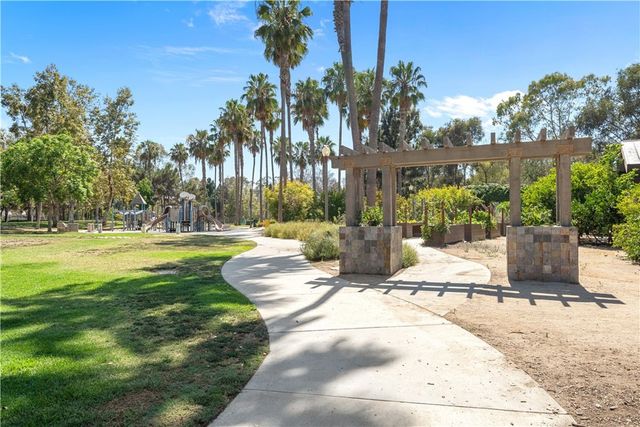 707 W 4th 8, Long Beach, CA 90802