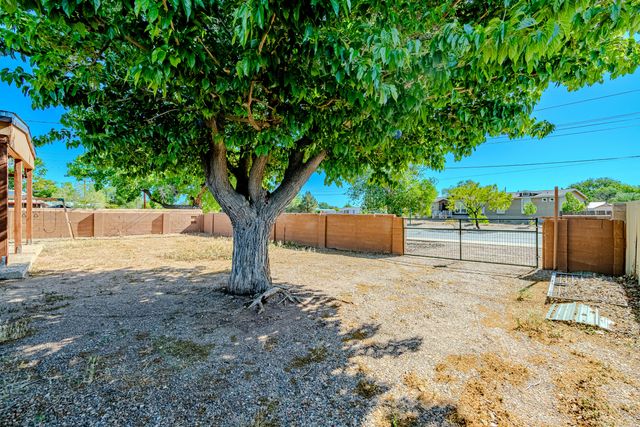548 Coronado Drive, Bernalillo, NM 87004