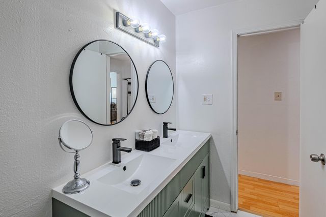 548 Coronado Drive, Bernalillo, NM 87004