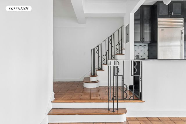 25 Central Park W Apt 12P, New York City, NY 10023