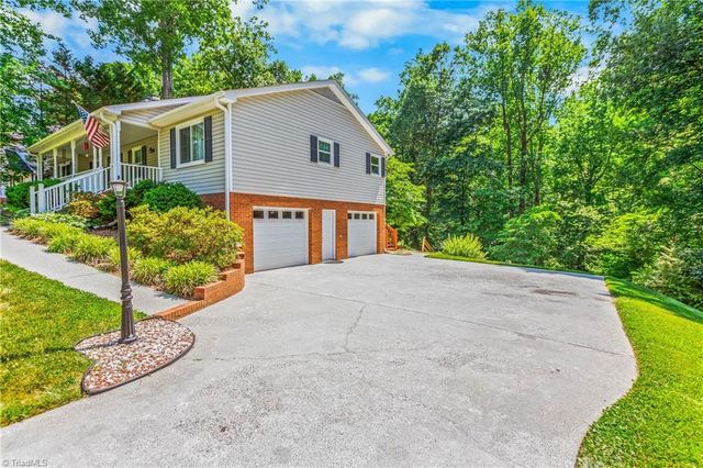 180 Creekside Drive, High Point, NC 27265