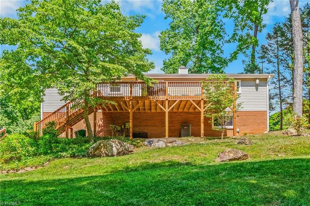 180 Creekside Drive, High Point, NC 27265
