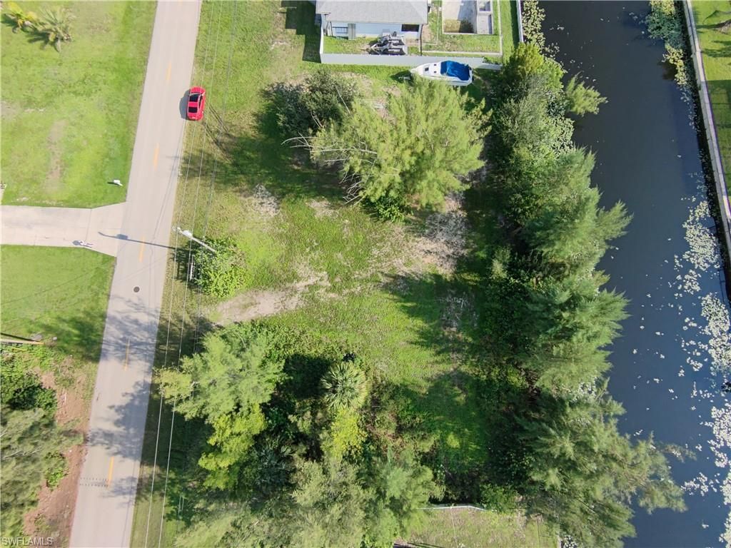 951 15th PL, CAPE CORAL, FL 33991 — photo 3
