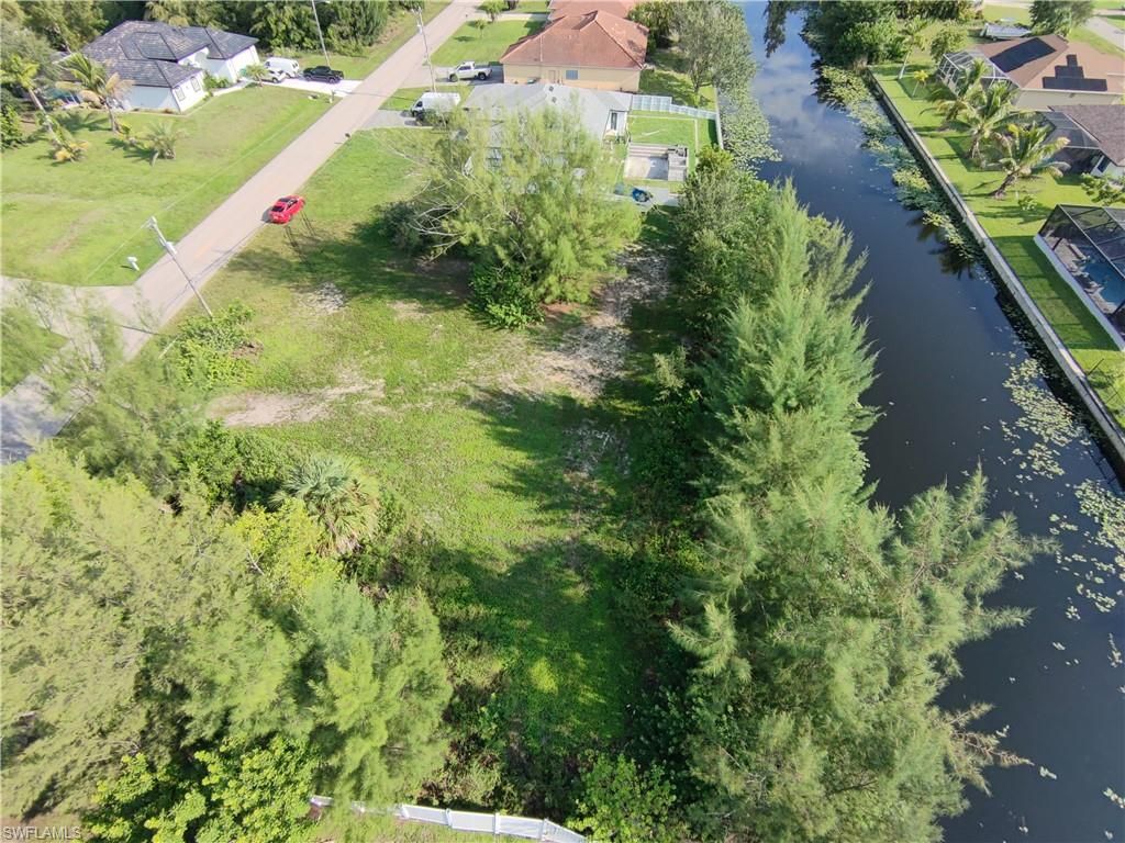 951 15th PL, CAPE CORAL, FL 33991 — photo 5