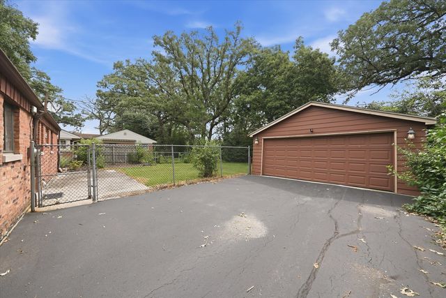 319 Oswego Street, Park Forest, IL 60466