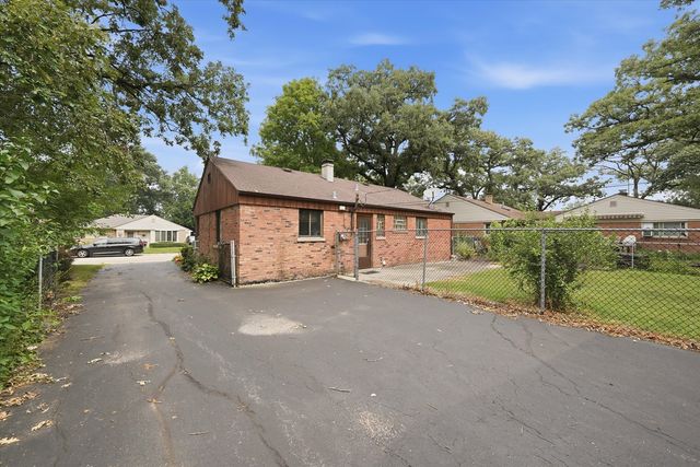 319 Oswego Street, Park Forest, IL 60466