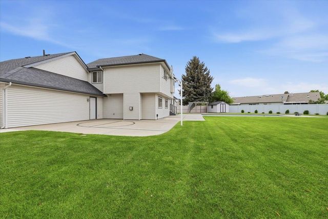 2013 S Newer Ct, Spokane Valley, WA 99037