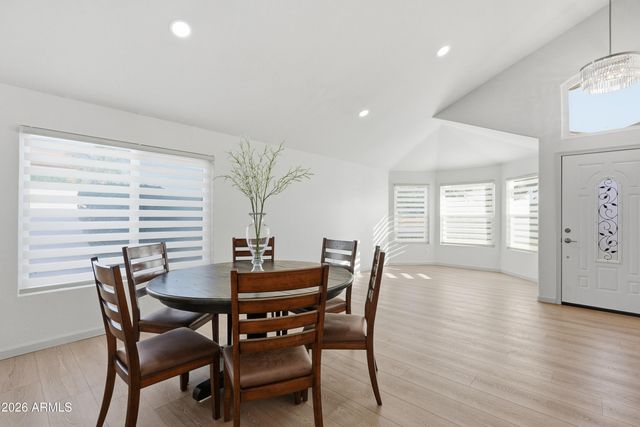 5958 E KELTON Lane, Scottsdale, AZ 85254