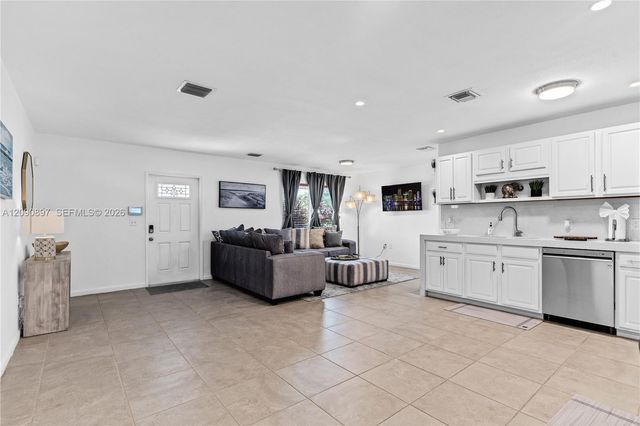 1430 NE 11th Street 1430, Homestead, FL 33033