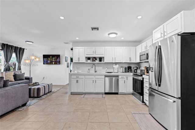 1430 NE 11th Street 1430, Homestead, FL 33033