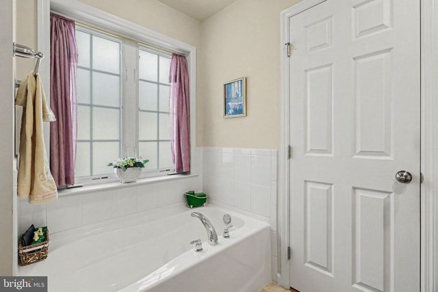 2281 FLINTLOCK DR, Hummelstown, PA 17036