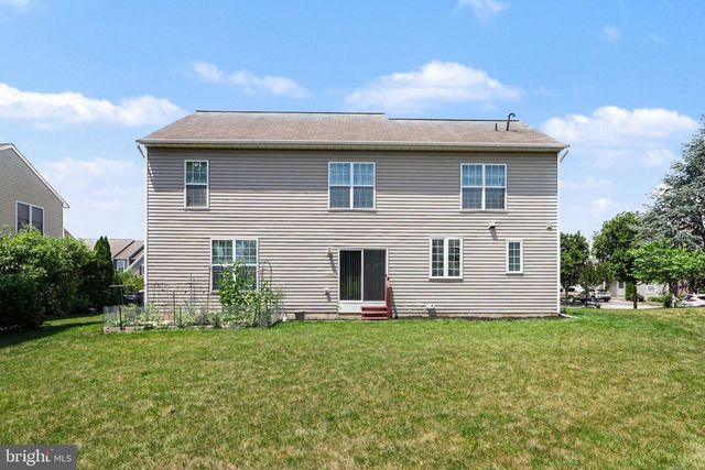 2281 FLINTLOCK DR, Hummelstown, PA 17036