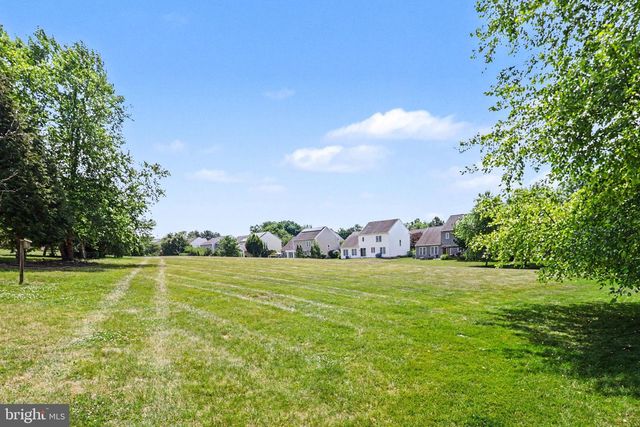 2281 FLINTLOCK DR, Hummelstown, PA 17036