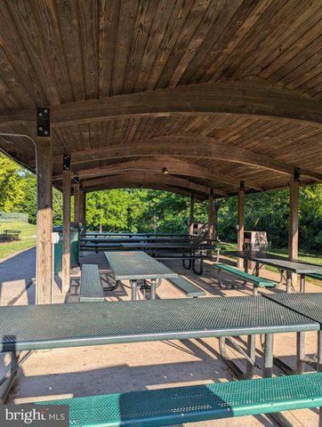 2281 FLINTLOCK DR, Hummelstown, PA 17036