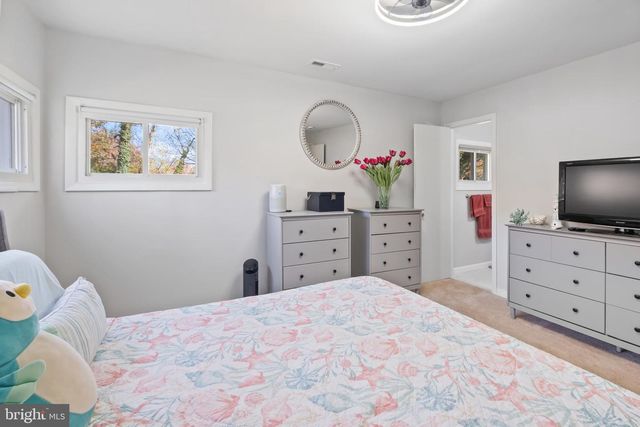 6012 GRIFFITH DR, Suitland, MD 20746