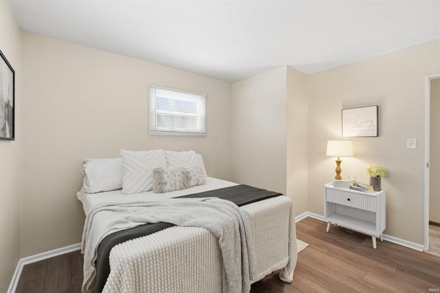 800 N Knight Circle, Marion, IN 46952