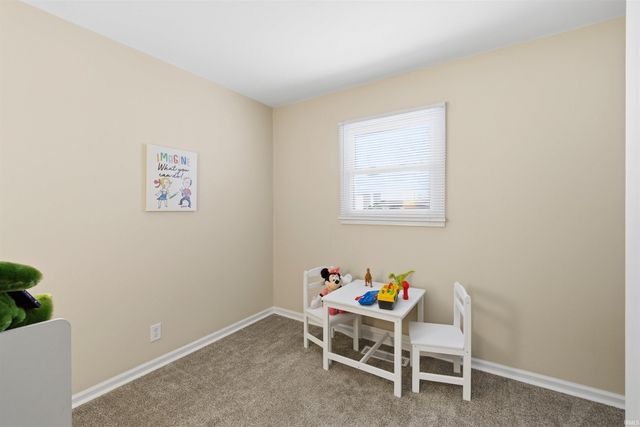 800 N Knight Circle, Marion, IN 46952