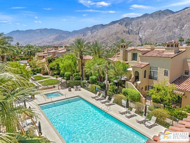 1015 Villorrio Drive S, Palm Springs, CA 92262