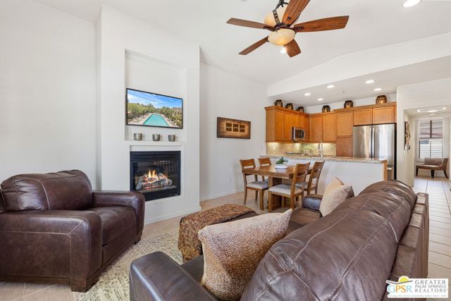 1015 Villorrio Drive S, Palm Springs, CA 92262