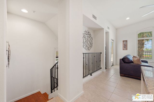1015 Villorrio Drive S, Palm Springs, CA 92262