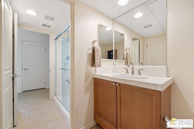 1015 Villorrio Drive S, Palm Springs, CA 92262