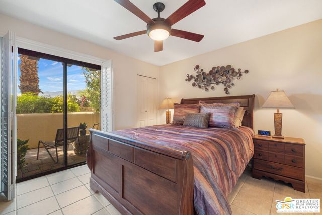 1015 Villorrio Drive S, Palm Springs, CA 92262