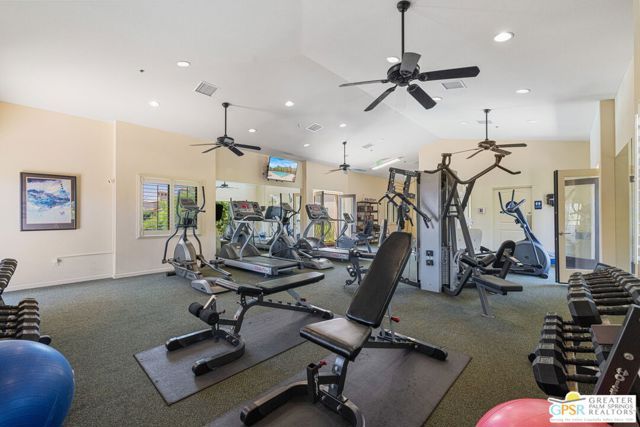 1015 Villorrio Drive S, Palm Springs, CA 92262